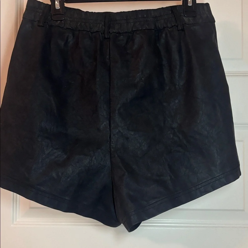 Free People Black High Waist Shorts SZ XL Roma Vegan Suede casual moto boho - Picture 2 of 13